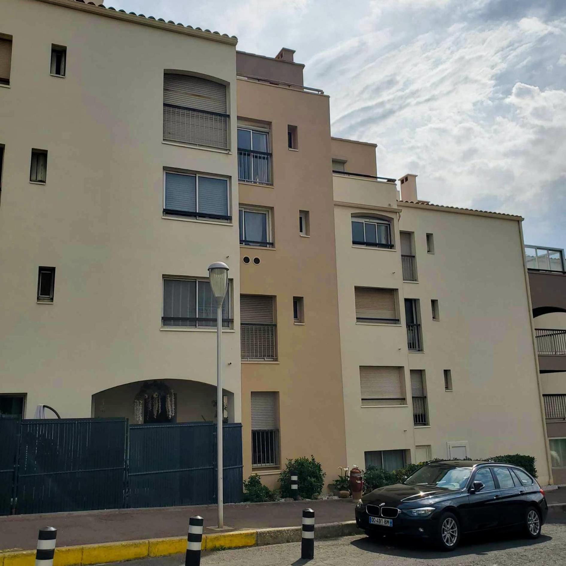 אגדה Grand Appartement Proche Port Et Plages, 6 A 8 Pers, 3 Chambres, Climatise מראה חיצוני תמונה