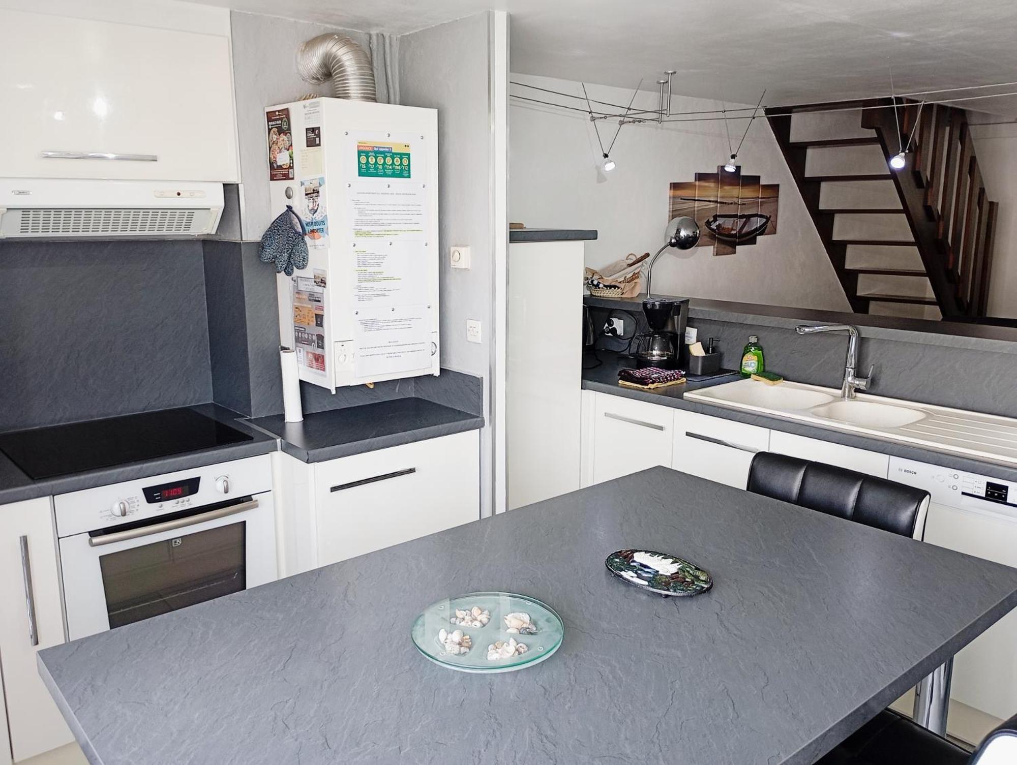 אגדה Grand Appartement Proche Port Et Plages, 6 A 8 Pers, 3 Chambres, Climatise מראה חיצוני תמונה